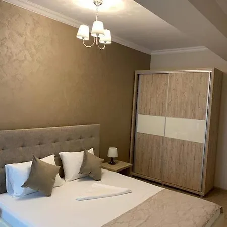 Apartment Maria Solid House *